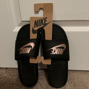 Nike Slides (Never Worn)